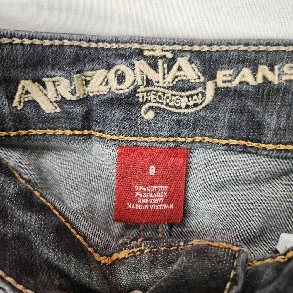 Arizona Jean Co Denim Bermuda Shorts Women's Junior Size 9 Gray Mid Rise - Picture 6 of 7